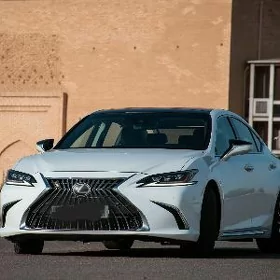 Lexus ES 350 2019