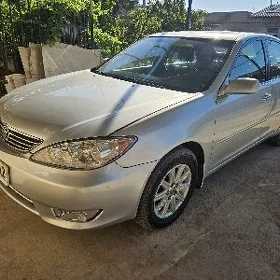 Toyota Camry 2005