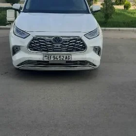 Toyota Highlander 2020