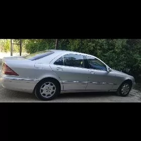 Mercedes-Benz S-Class 2001