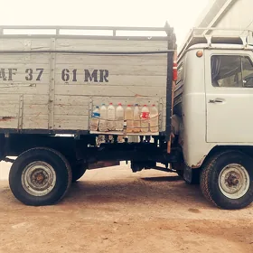 UAZ 452 1992