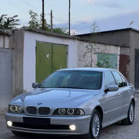 BMW E39 2000