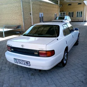Toyota Camry 1993