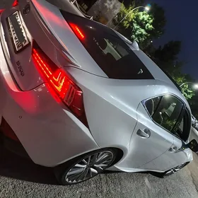 Lexus IS 300 2016