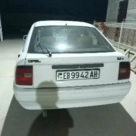 Opel Vectra 1989