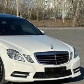 Mercedes-Benz E350 2009