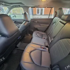 Toyota Highlander 2022