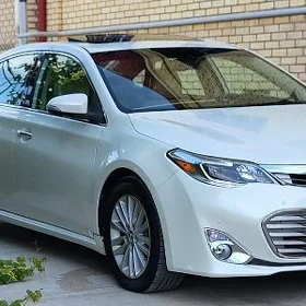 Toyota Avalon 2013