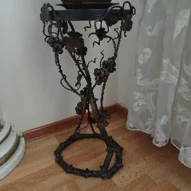 Подставка для цветов