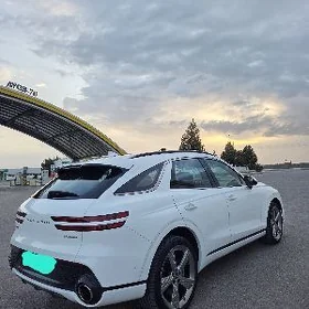 Genesis GV70 2022
