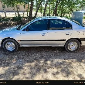 Toyota Avensis 1998