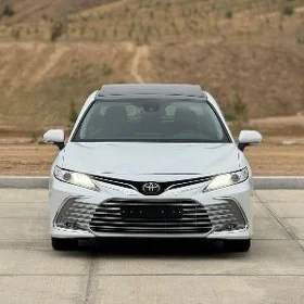 Toyota Camry 2022