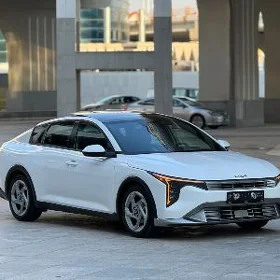 Kia K4 2025
