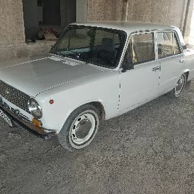 Lada 2104 1985