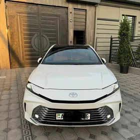 Toyota Camry 2024