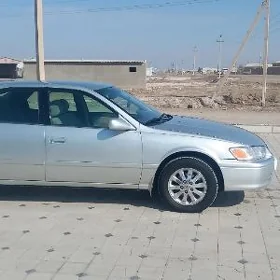 Toyota Camry 2000