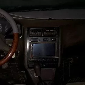 Toyota Corona 1993