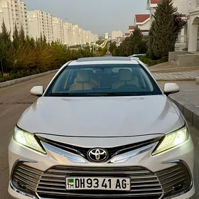 Toyota Camry 2018