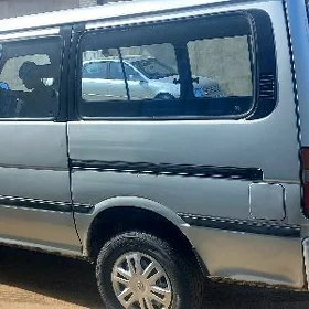 Toyota Hiace 1992