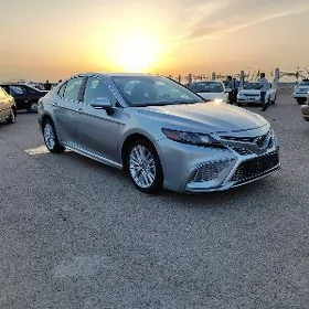 Toyota Camry 2022