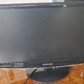 Монитор Samsung