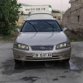 Toyota Camry 1998