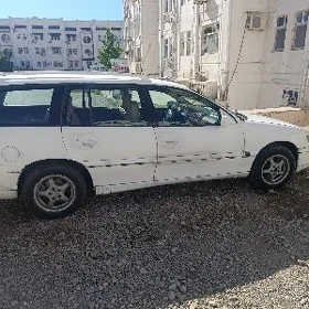Opel Omega 1995