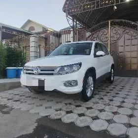 Volkswagen Tiguan 2012
