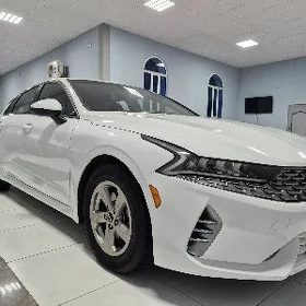 Kia K5 2021