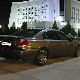 BMW 745 2003