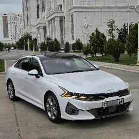 Kia K5 2022