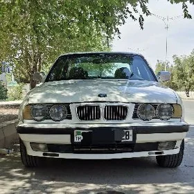 BMW 525 1990