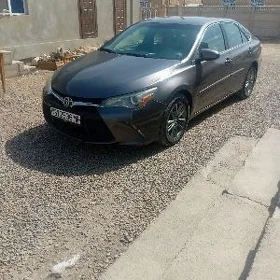 Toyota Camry 2016