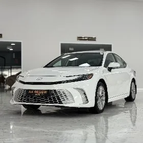 Toyota Camry 2024