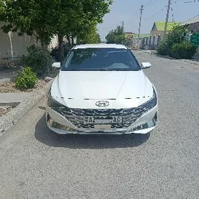 Hyundai Elantra 2020