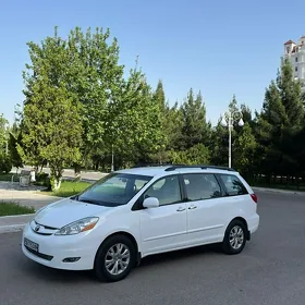 Toyota Sienna 2009