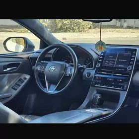 Toyota Avalon 2019