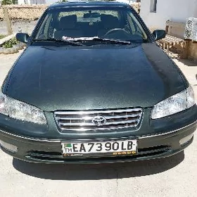 Toyota Camry 1999