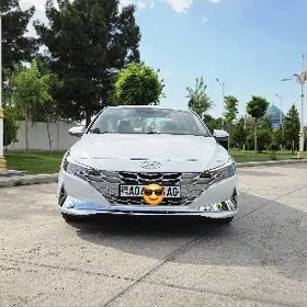 Hyundai Elantra 2021