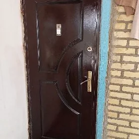 дверь