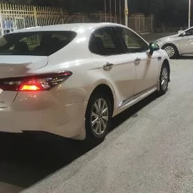 Toyota Camry 2020