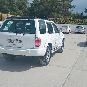 Infiniti QX4 1999