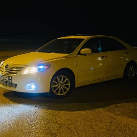 Toyota Camry 2010