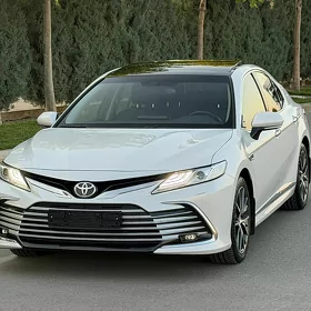 Toyota Camry 2023