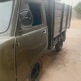 UAZ 2206 1980