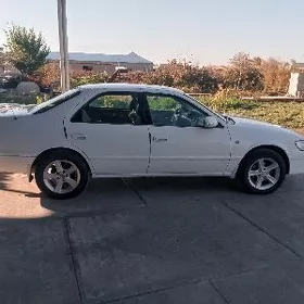 Toyota Camry 1998