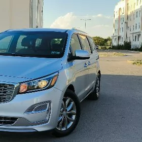Kia Sedona 2020