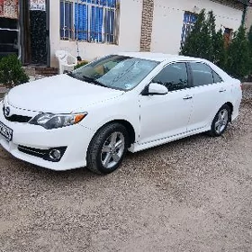 Toyota Camry 2013