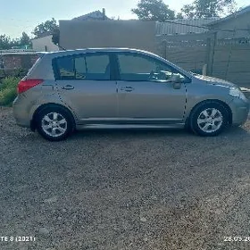 Nissan Versa 2010