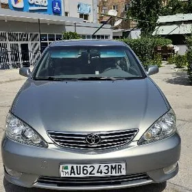 Toyota Camry 2005